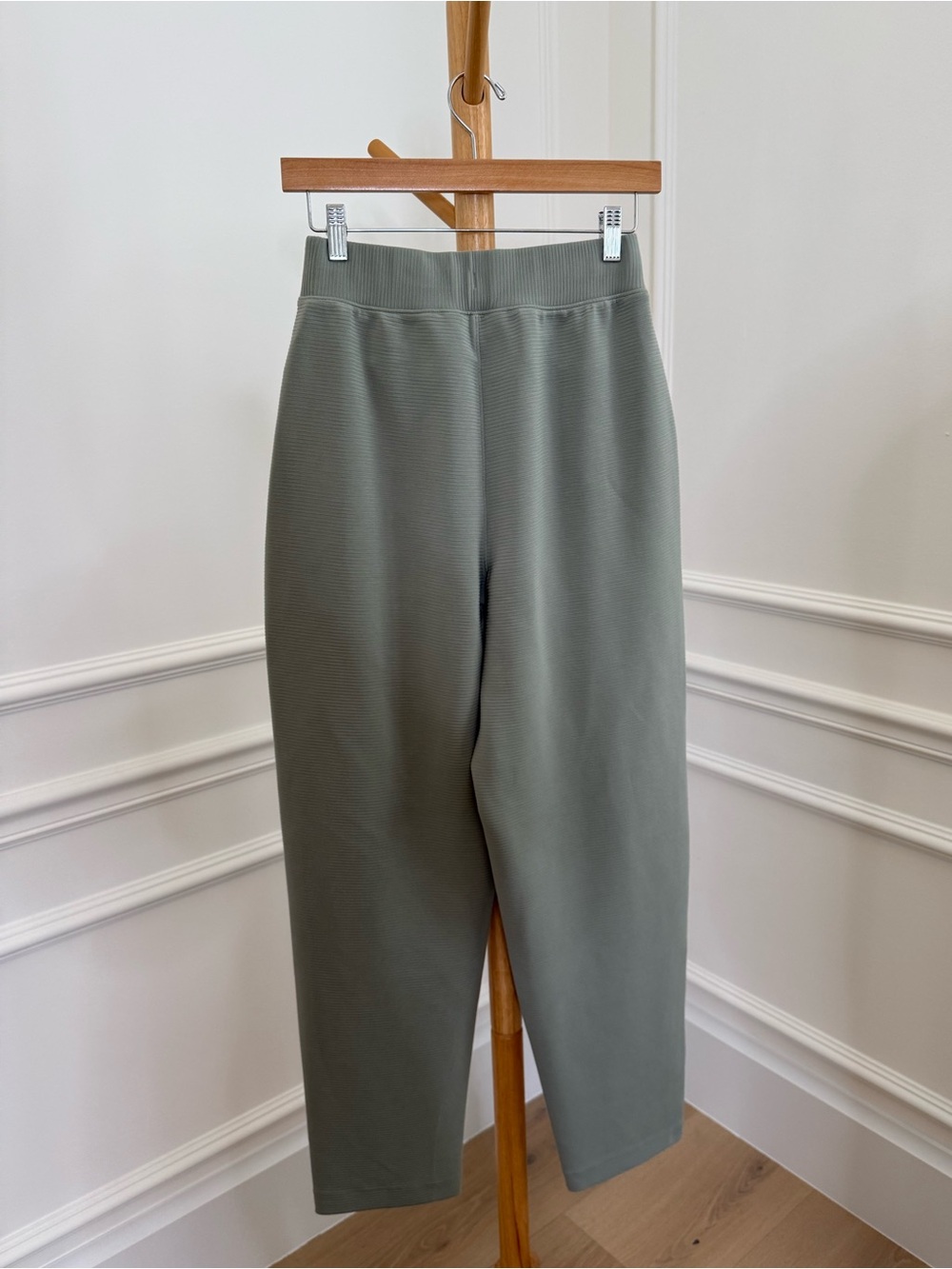SPANX AirEssentials® French Rib Barrel Leg Pant - Picture 5 of 5